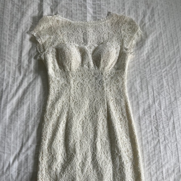 db|studio  Short Lace Cap Sleeve Dress with Exposed Zipper - Picture 6 of 10